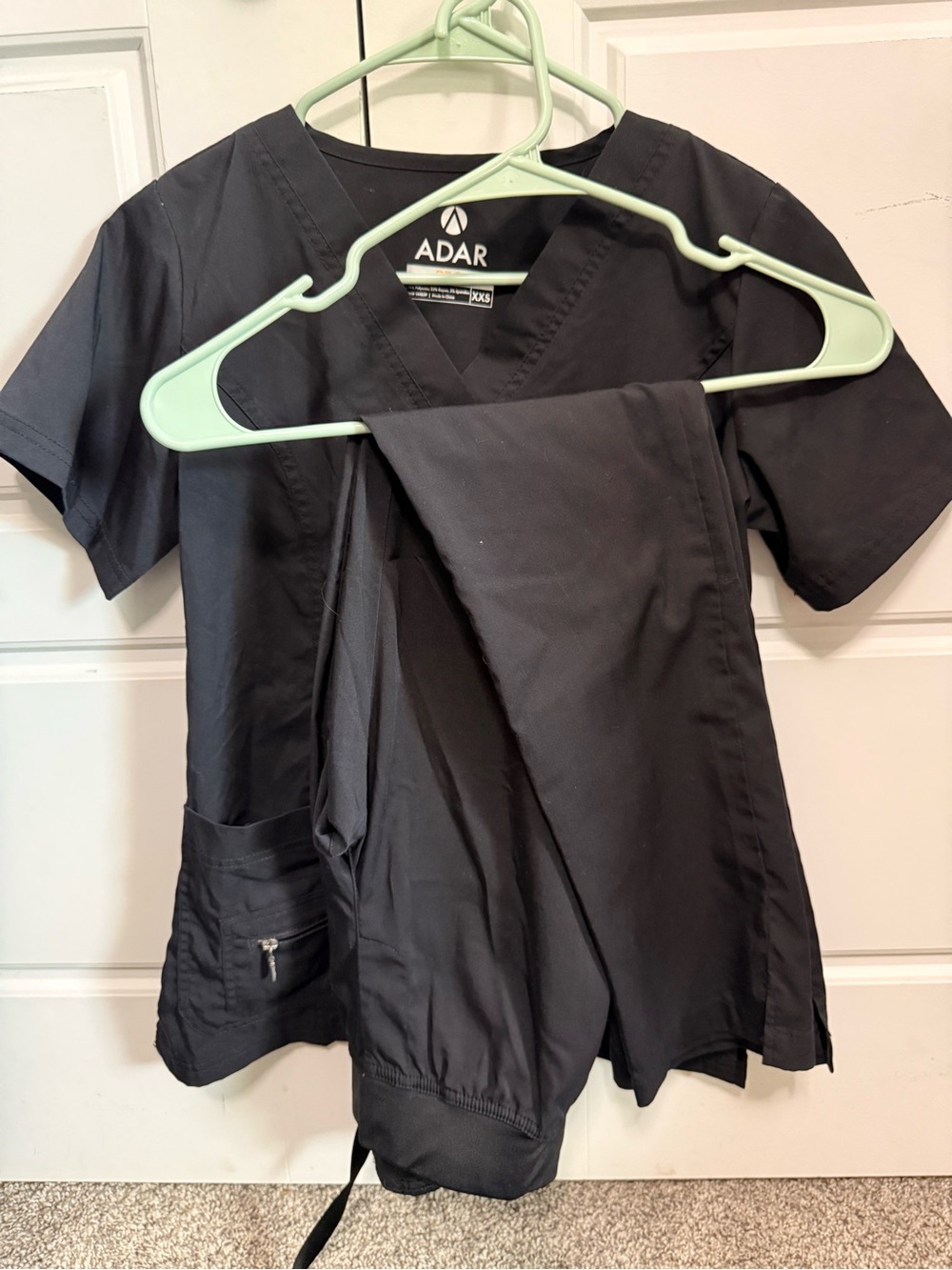 Adar Women's Black Scrub Set